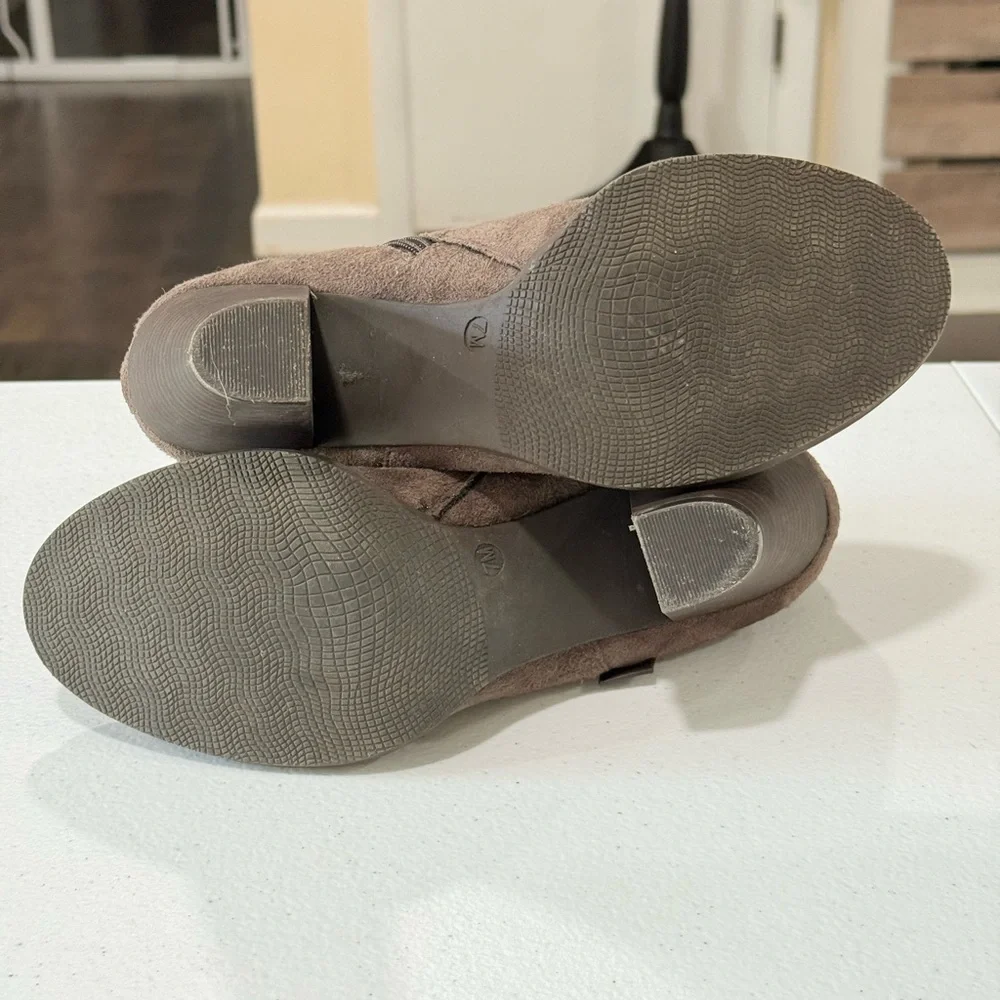 Coach and Four Brown Suede Ankle Boots - Picture 7 of 9